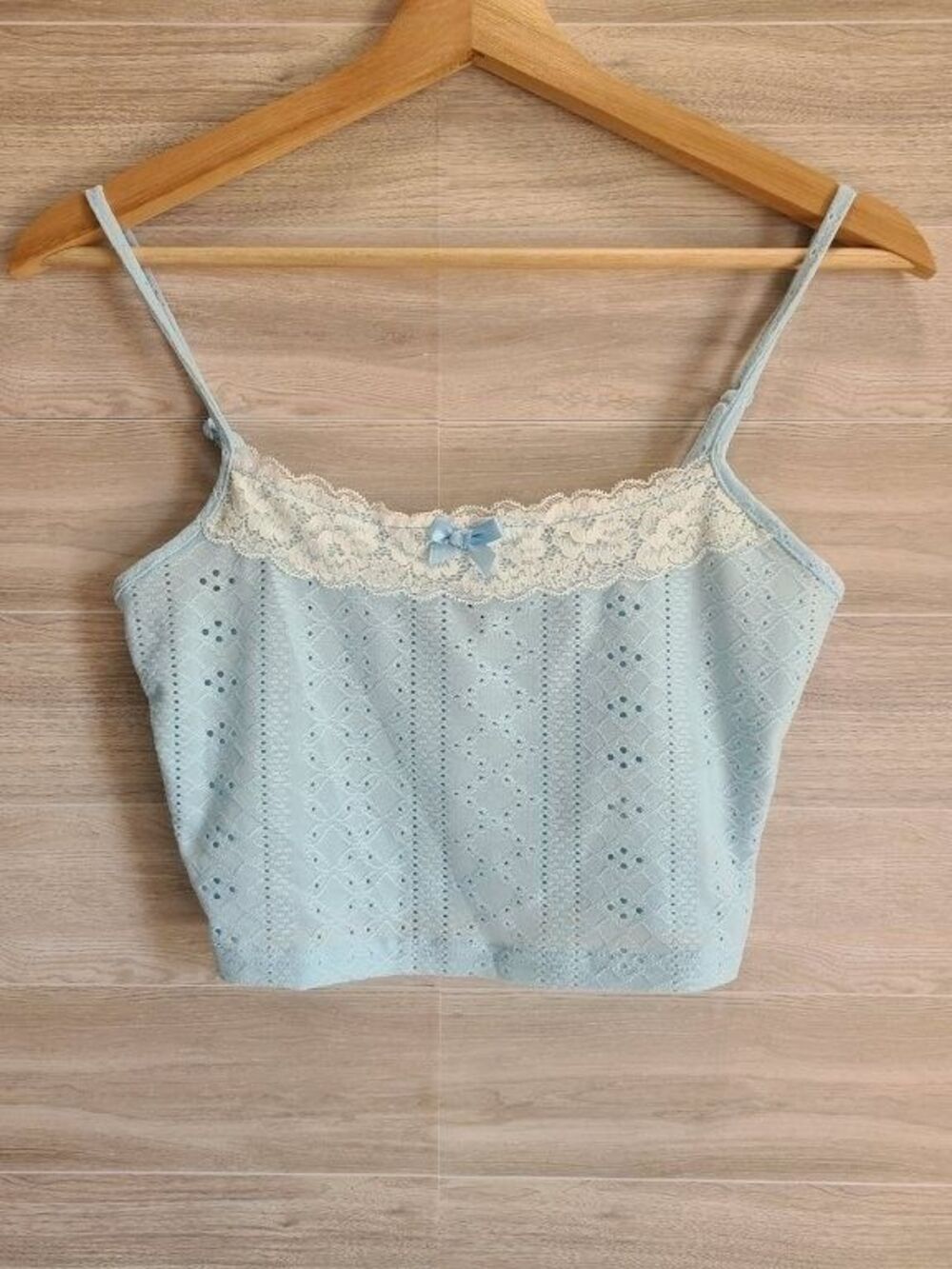 Shein Light Blue Eyelet Crop Tank XS Lace Trim Bow Cami Spaghetti Strap Top